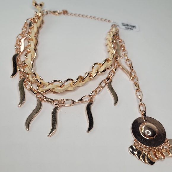 NWT Free People Sid Back Necklace in Rose Gold - Picture 4 of 8